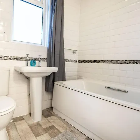 Σπίτι διακοπών Elmhurst House Sleeps 8 Long Free Wifi *